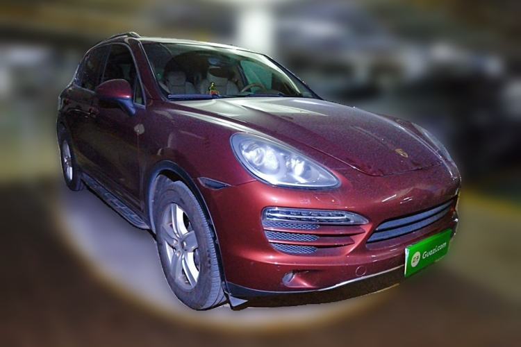 Used Porsche Cayenne 2013 3.6L automatic transmission U.S. specification Front Right 45 Deg
