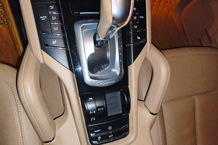 Used Porsche Cayenne 2013 3.6L automatic transmission U.S. specification Gear Lever
