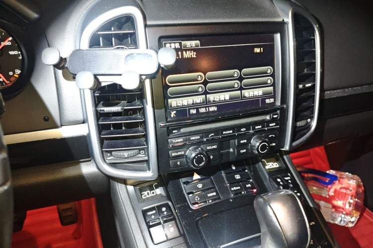 Used Porsche Cayenne  Audio And AC Panel