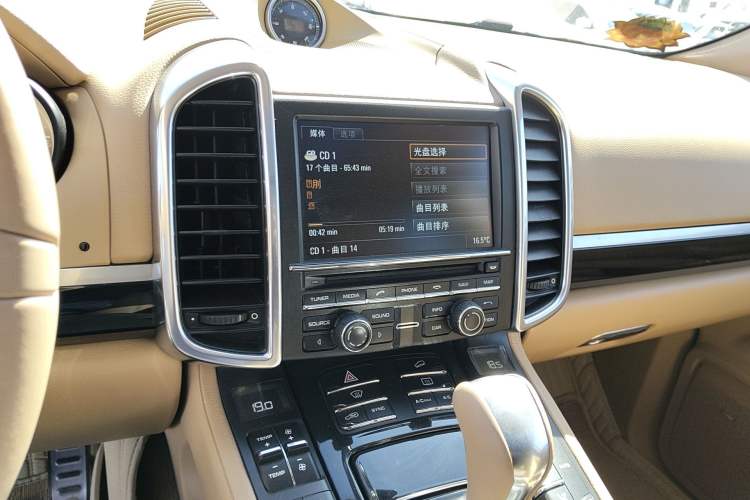 Used Porsche Cayenne  Audio And AC Panel