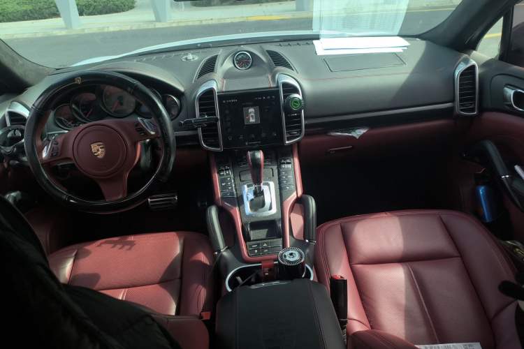 Used Porsche Cayenne  Center Console