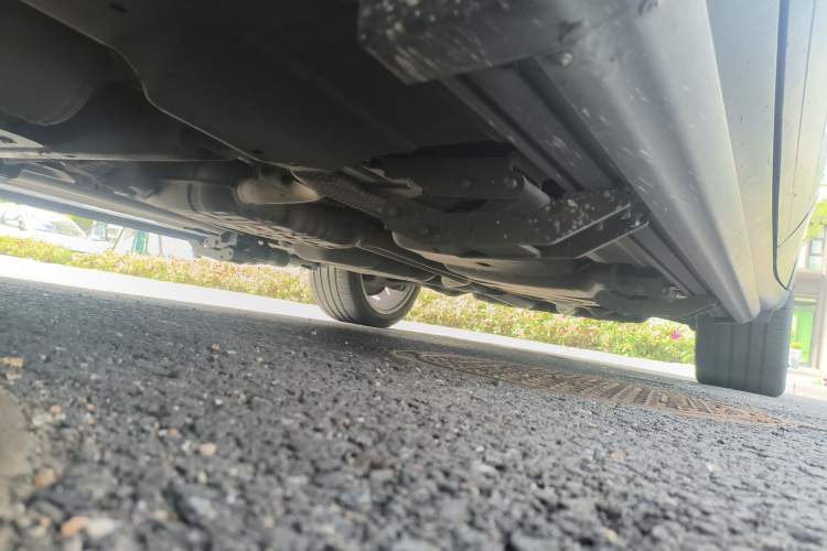 Used Porsche Cayenne  Chassis Front Left