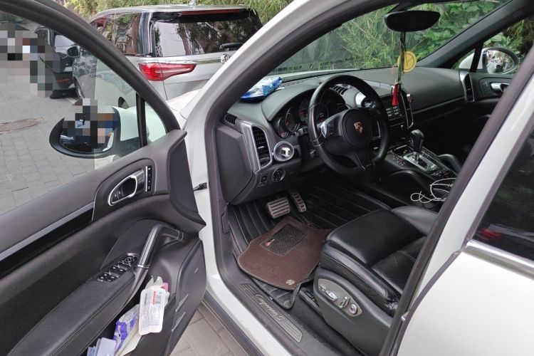 Used Porsche Cayenne  Driver Seat