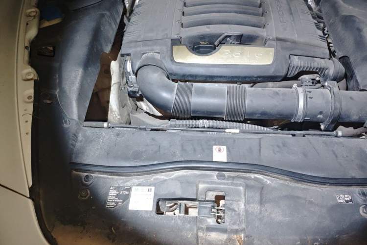 Used Porsche Cayenne  Engine Bay Right