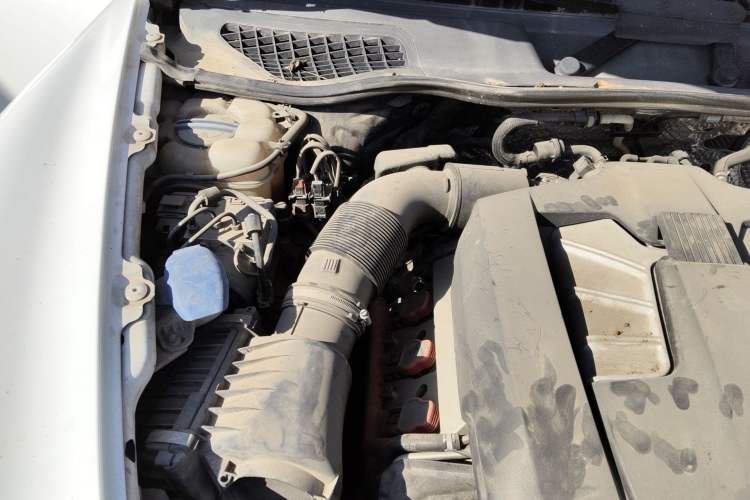 Used Porsche Cayenne  Engine Bay Right