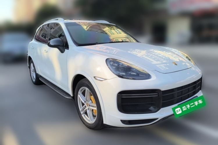 Used Porsche Cayenne 2013 3.6L automatic transmission U.S. specification Front Right 45 Deg