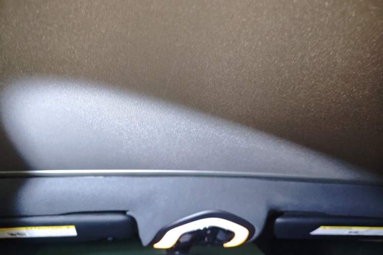 Used Porsche Cayenne  Headliner