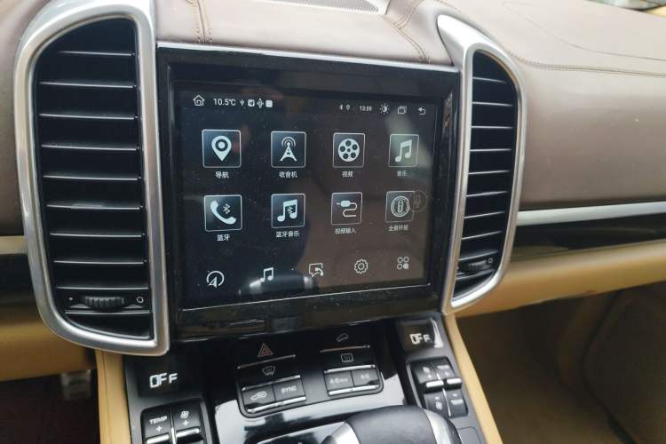Used Porsche Cayenne 2014 Cayenne Platinum Edition 3.0T Audio And AC Panel