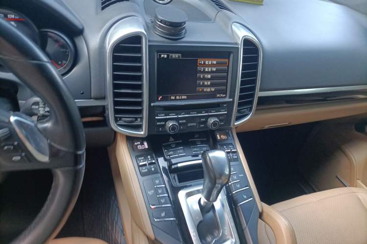Used Porsche Cayenne  Audio And AC Panel