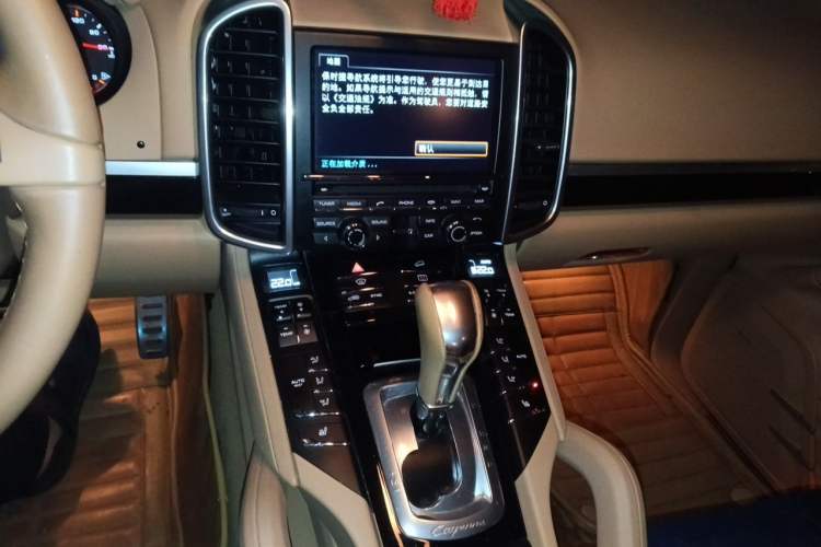 Used Porsche Cayenne 2014 Cayenne Platinum Edition 3.0T Audio And AC Panel