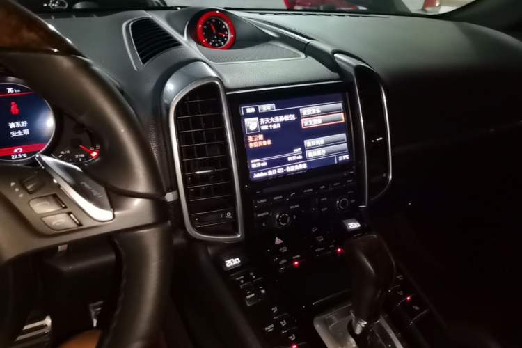 Used Porsche Cayenne  Audio And AC Panel
