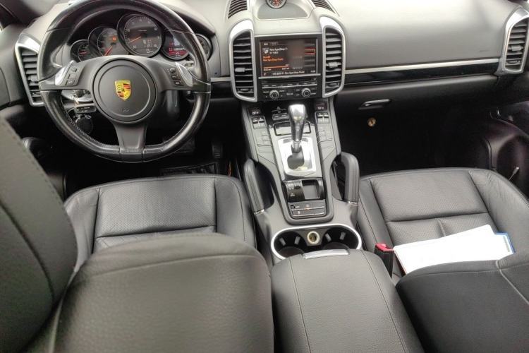 Used Porsche Cayenne  Center Console