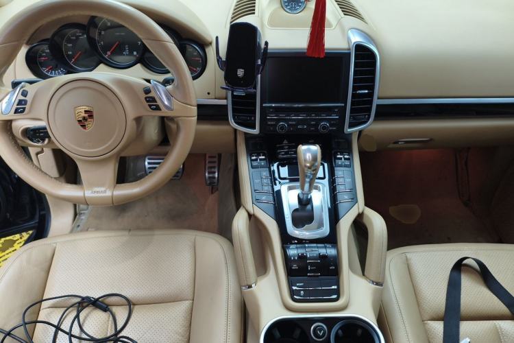 Used Porsche Cayenne  Center Console