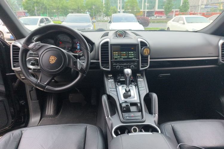 Used Porsche Cayenne 2014 3.6T Automatic Transmission U.S. Specification Center Console