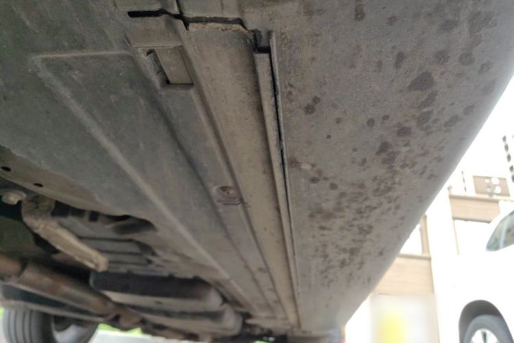 Used Porsche Cayenne  Chassis Front Left