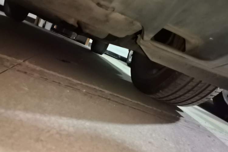 Used Porsche Cayenne  Chassis Front Left