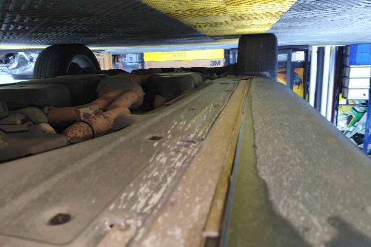 Used Porsche Cayenne  Chassis Front Right