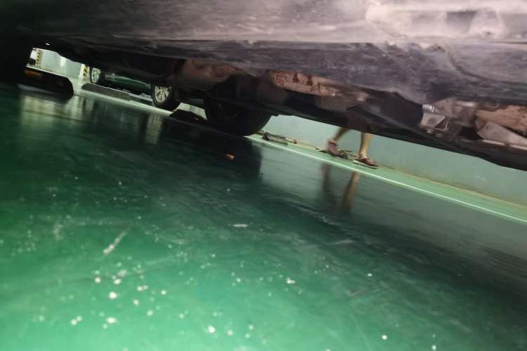 Used Porsche Cayenne  Chassis Front Right