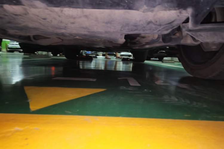 Used Porsche Cayenne  Chassis Front
