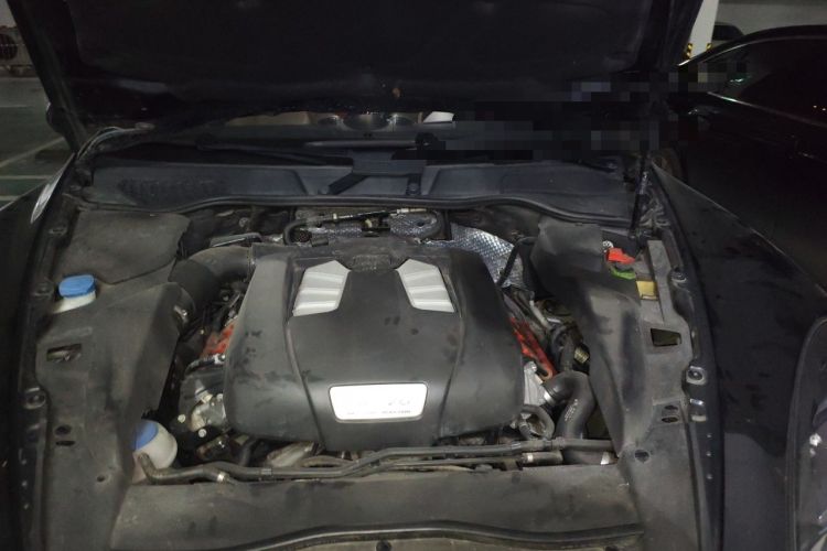 Used Porsche Cayenne 2014 Cayenne Platinum Edition 3.0T Engine Bay