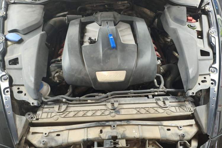 Used Porsche Cayenne  Engine Bay