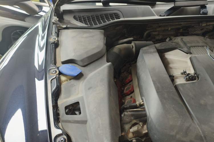 Used Porsche Cayenne  Engine Bay Right