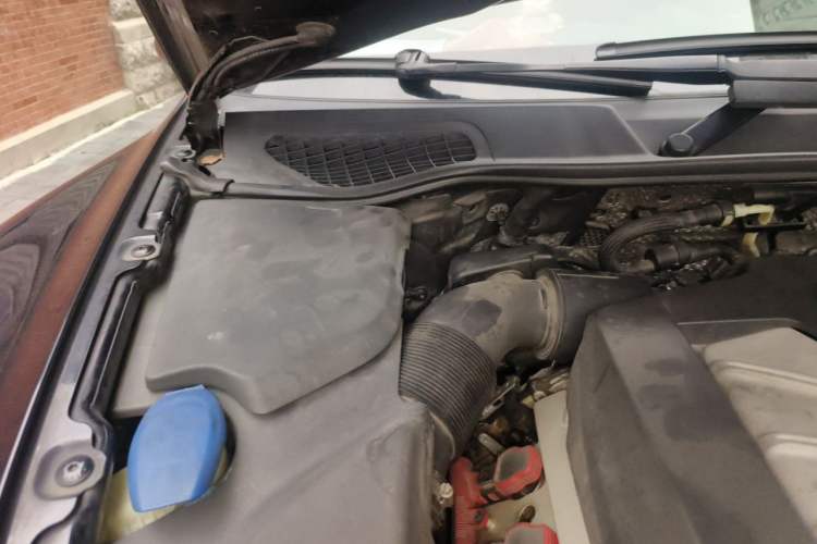 Used Porsche Cayenne 2014 Cayenne Platinum Edition 3.0T Engine Bay Right