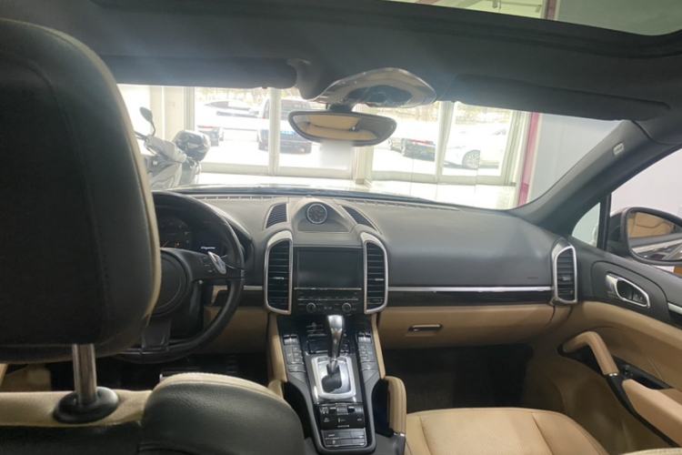 Used Porsche Cayenne 2014 Cayenne Platinum Edition 3.0T Exterior 6