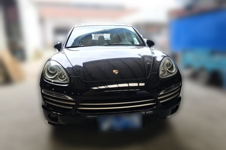 Used Porsche Cayenne 2014 Cayenne Platinum Edition 3.0T Front