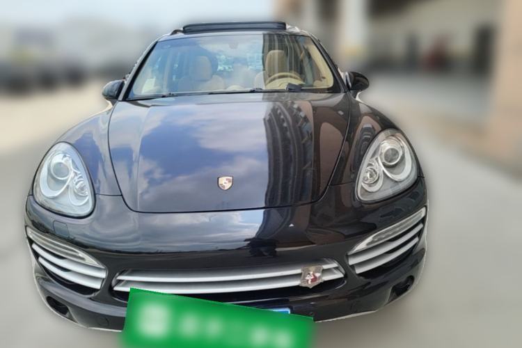 Used Porsche Cayenne 2014 Cayenne Platinum Edition 3.0T Front