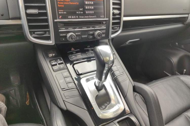 Used Porsche Cayenne  Gear Lever