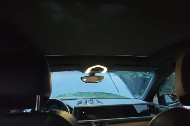 Used Porsche Cayenne 2014 Cayenne Platinum Edition 3.0T Headliner