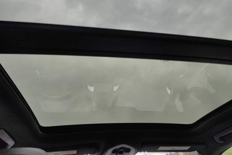 Used Porsche Cayenne  Headliner