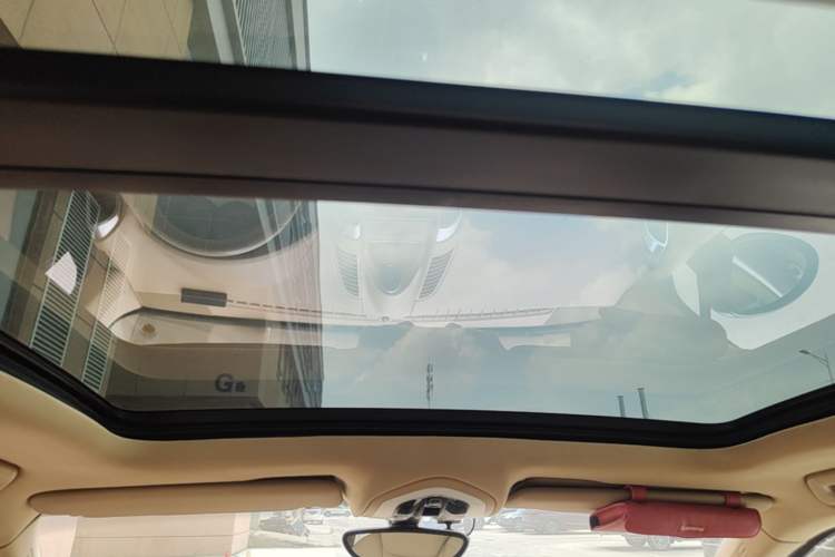 Used Porsche Cayenne 2014 Cayenne Platinum Edition 3.0T Headliner
