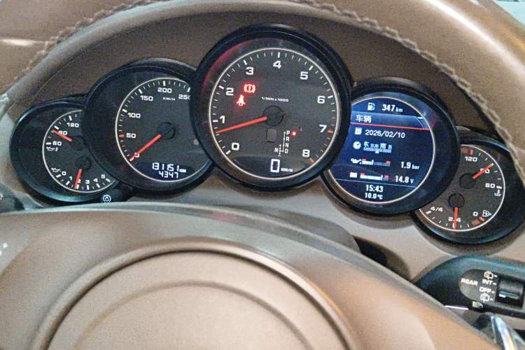 Used Porsche Cayenne 2014 Cayenne Platinum Edition 3.0T Instrument Cluster