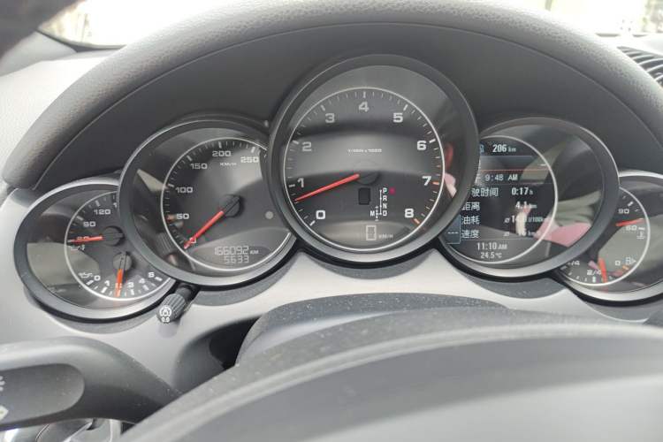 Used Porsche Cayenne 2014 Cayenne Platinum Edition 3.0T Instrument Cluster