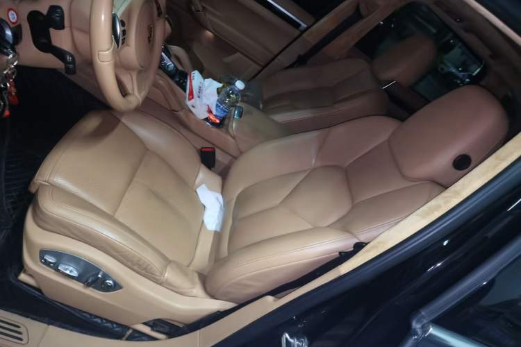 Used Porsche Cayenne  Left Front Seat