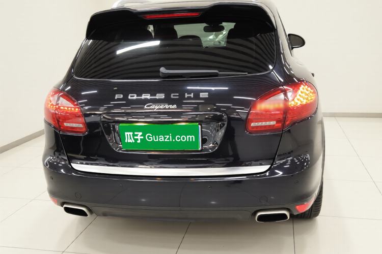 Used Porsche Cayenne 2014 Cayenne Platinum Edition 3.0T Rear