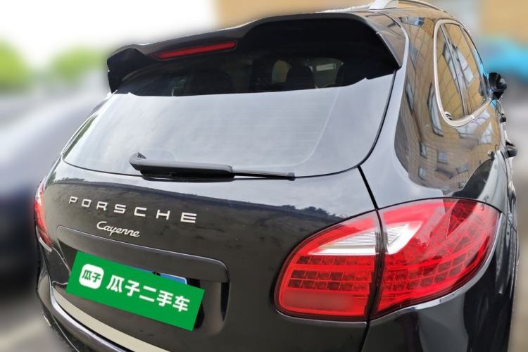 Used Porsche Cayenne 2014 Cayenne Platinum Edition 3.0T Rear