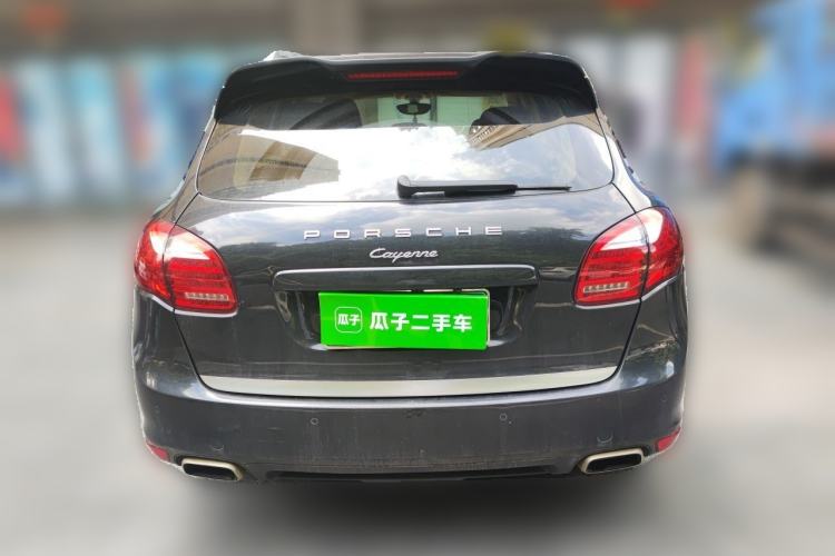 Used Porsche Cayenne 2014 Cayenne Platinum Edition 3.0T Rear