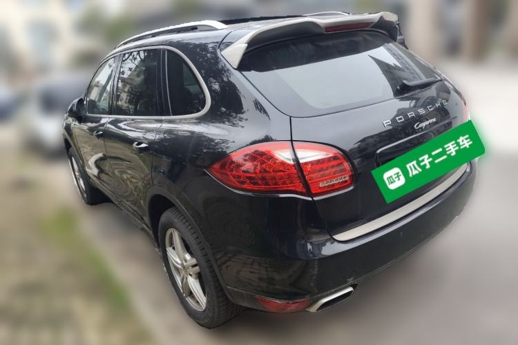 Used Porsche Cayenne 2014 Cayenne Platinum Edition 3.0T Rear Left 45 Deg