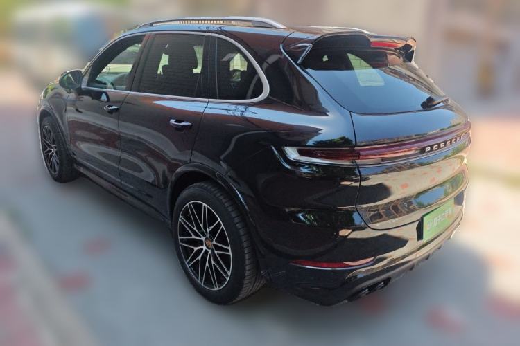 Used Porsche Cayenne 2014 Cayenne Platinum Edition 3.0T Rear Left 45 Deg