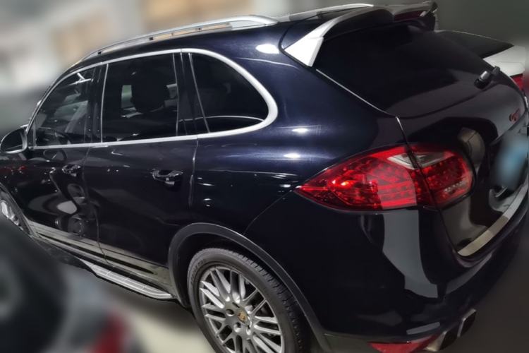 Used Porsche Cayenne  Rear Left 45 Deg