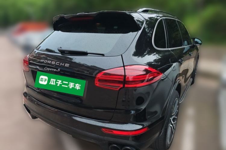 Used Porsche Cayenne 2014 Cayenne Platinum Edition 3.0T Rear Right 45 Deg
