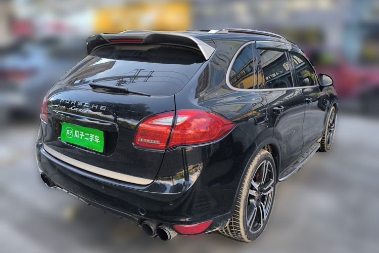Used Porsche Cayenne 2014 Cayenne Platinum Edition 3.0T Rear Right 45 Deg
