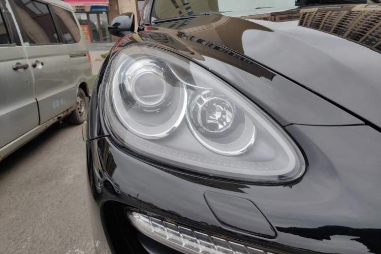 Used Porsche Cayenne  Right Front Headlight