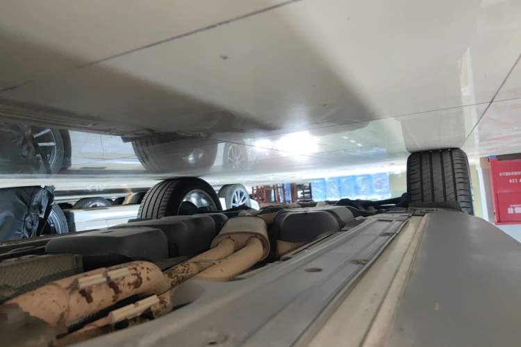 Used Porsche Cayenne 2014 3.6T Automatic Transmission U.S. Specification Right Side Sill