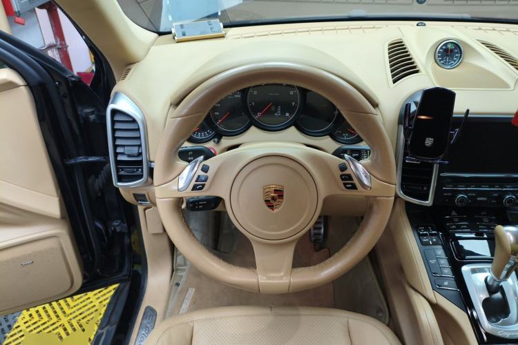 Used Porsche Cayenne  Steering Wheel