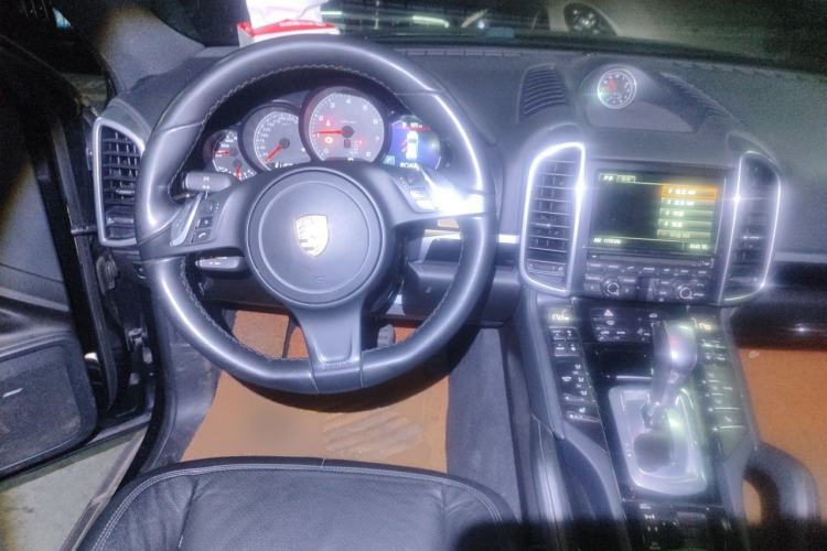 Used Porsche Cayenne  Steering Wheel