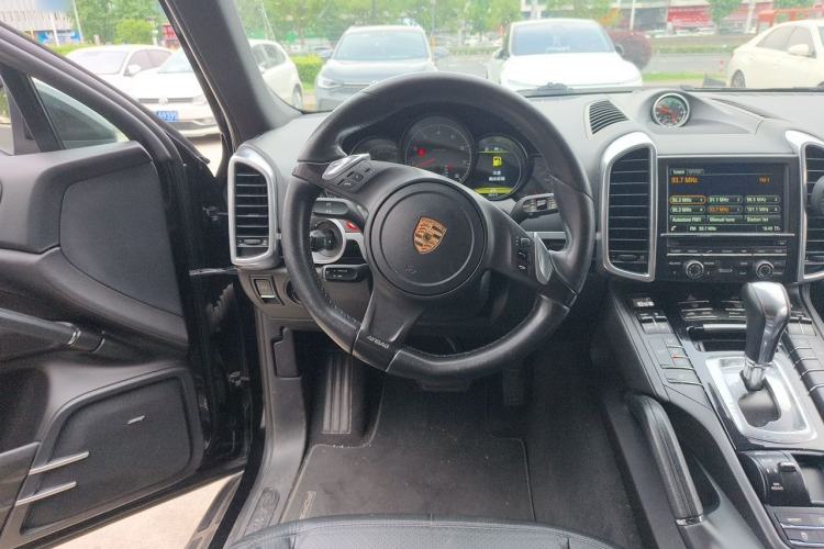 Used Porsche Cayenne 2014 3.6T Automatic Transmission U.S. Specification Steering Wheel